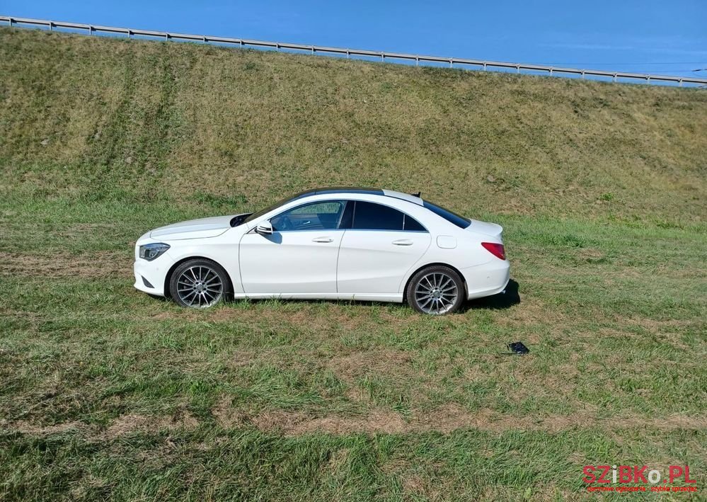 2015' Mercedes-Benz CLA 250 4-Matic Sport photo #2