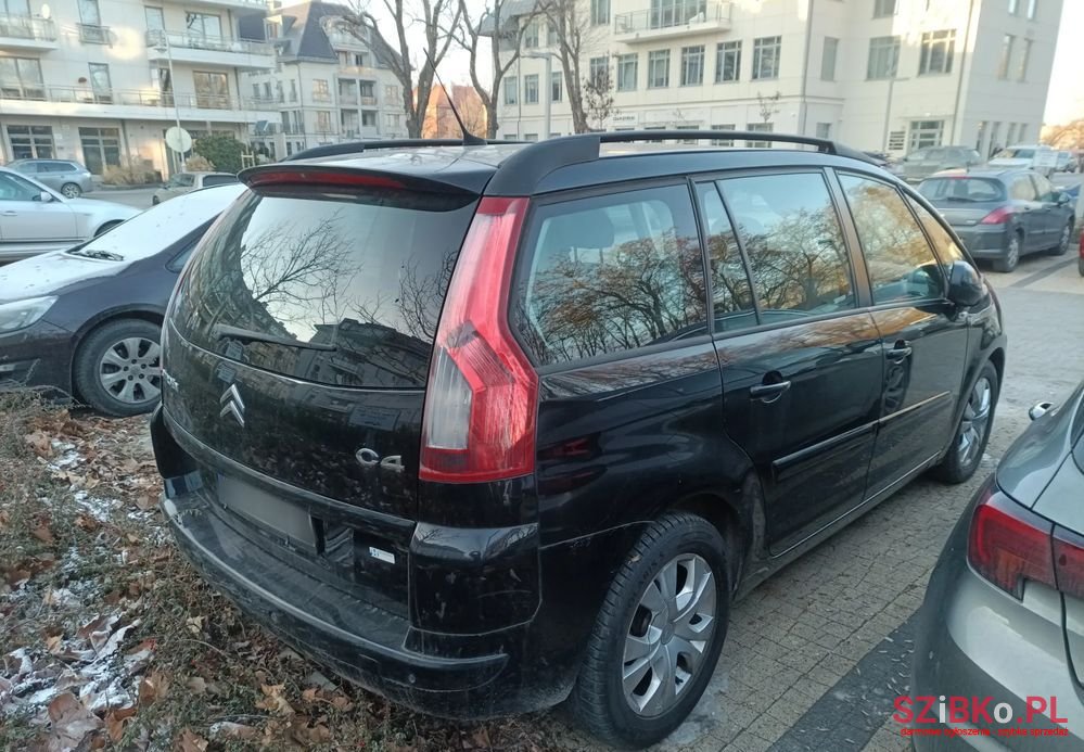 2007' Citroen C4 Picasso photo #4