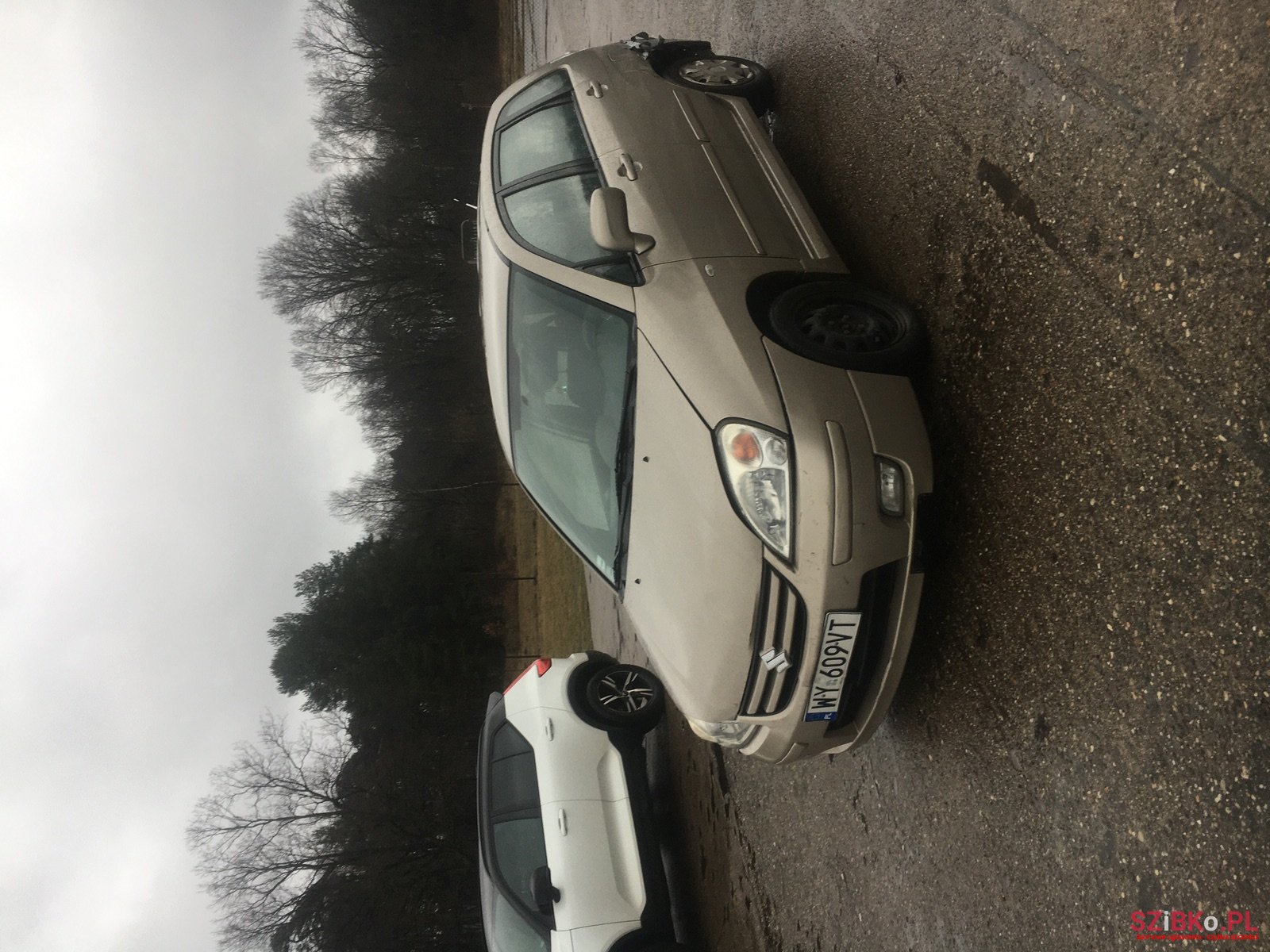 2004' Suzuki Liana 2004 photo #1