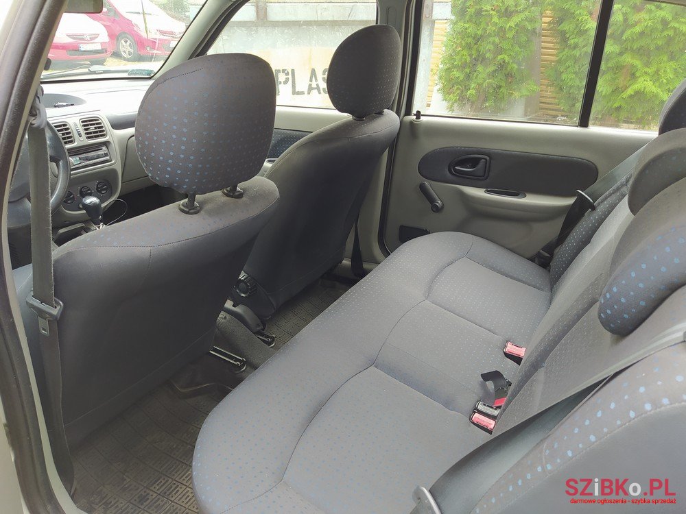 2005' Renault Thalia photo #4