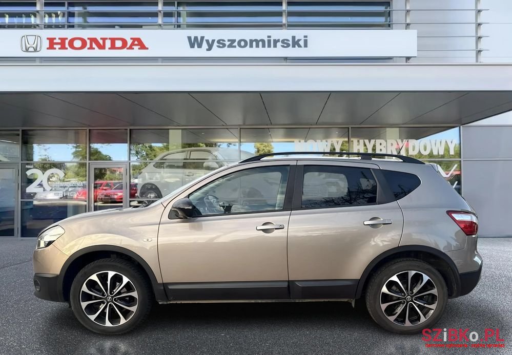 2013' Nissan Qashqai 1.6 360 photo #2