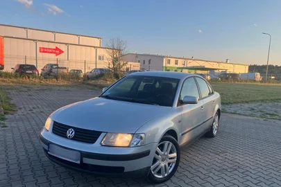 1999' Volkswagen Passat 1.8T
