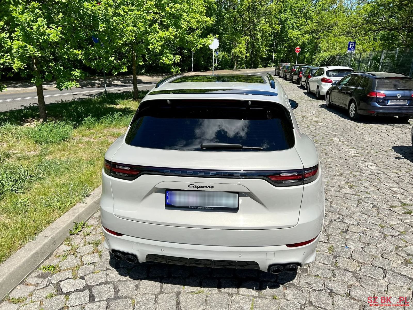 2021' Porsche Cayenne photo #4