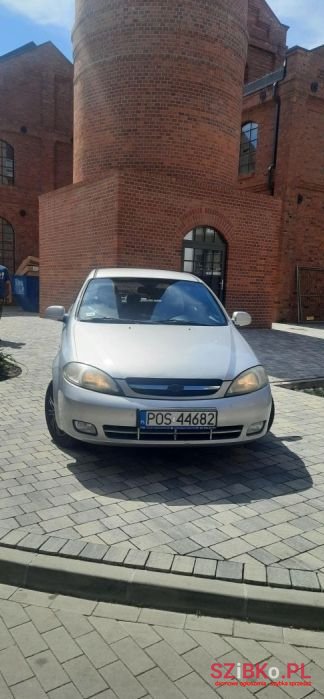 2004' Chevrolet Lacetti photo #1