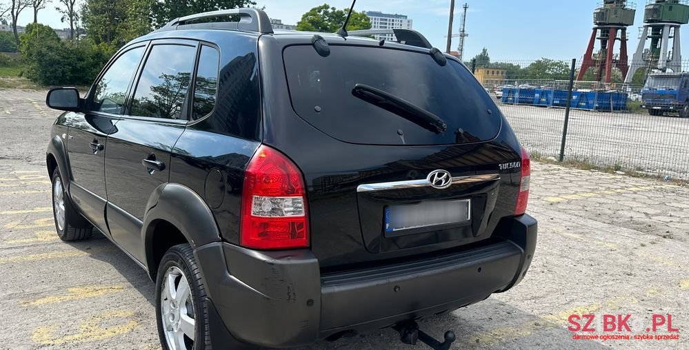 2005' Hyundai Tucson photo #5