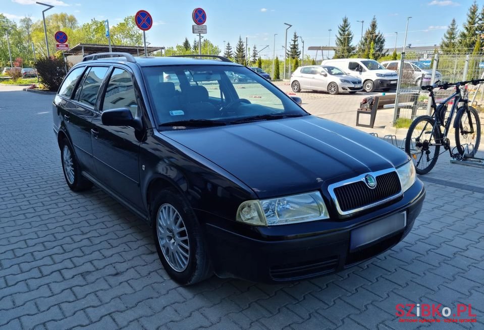2001' Skoda Octavia photo #2