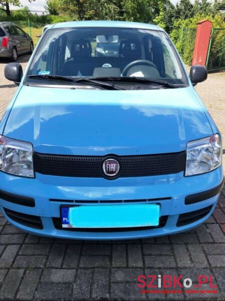 2011' Fiat Panda photo #3