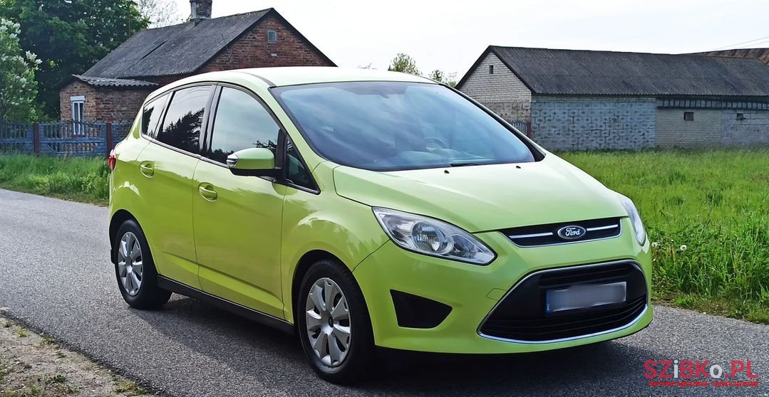 2012' Ford C-MAX photo #2