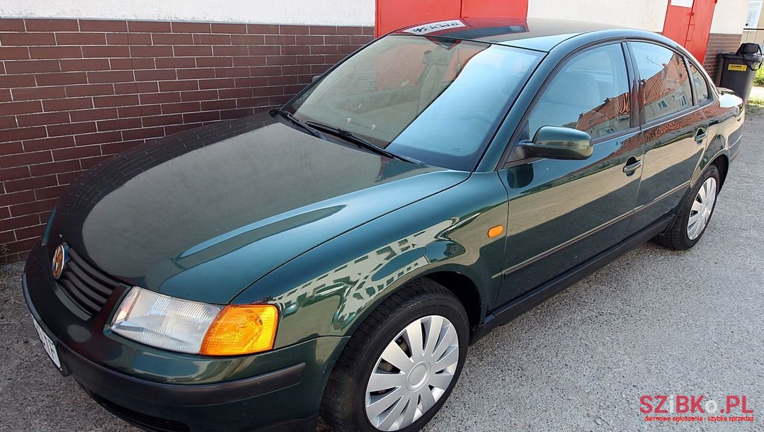 1997' Volkswagen Passat photo #1