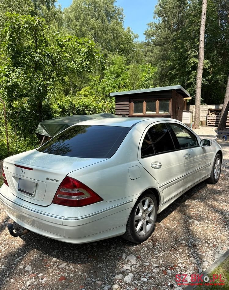 2007' Mercedes-Benz C-Class photo #4