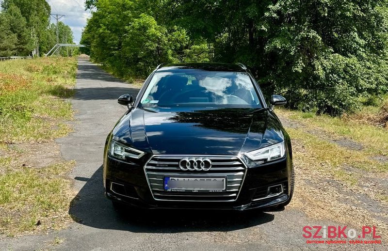 2017' Audi A4 photo #4