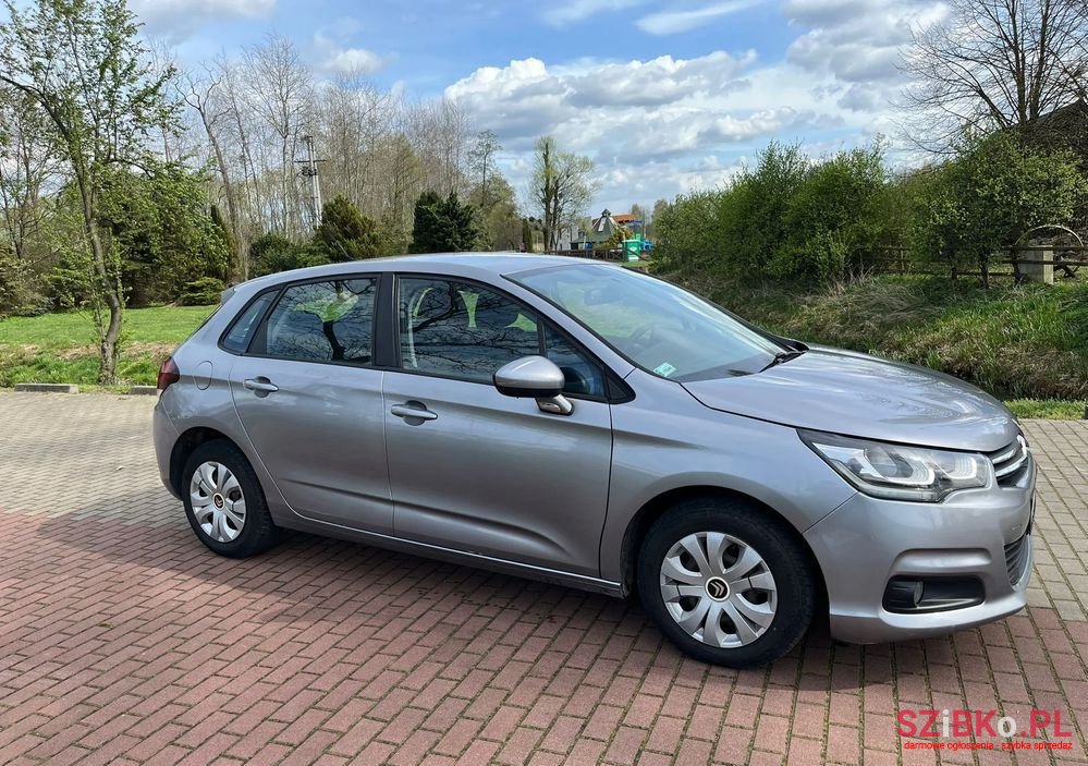 2016' Citroen C4 1.6 Bluehdi Feel photo #3