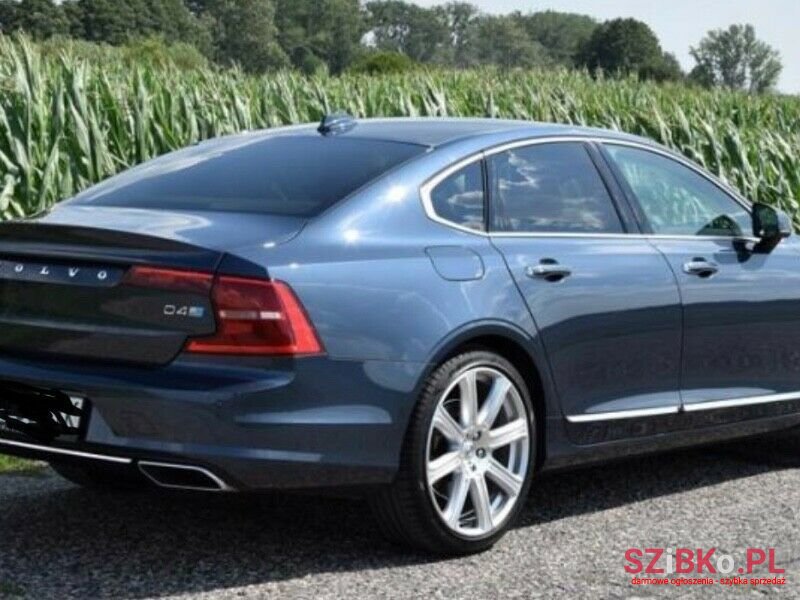 2018' Volvo S90 photo #2