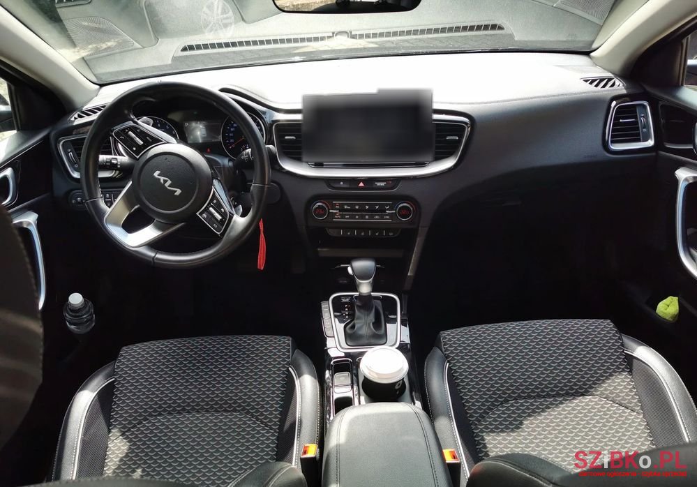 2023' Kia Ceed 1.5 T-Gdi L Dct photo #5