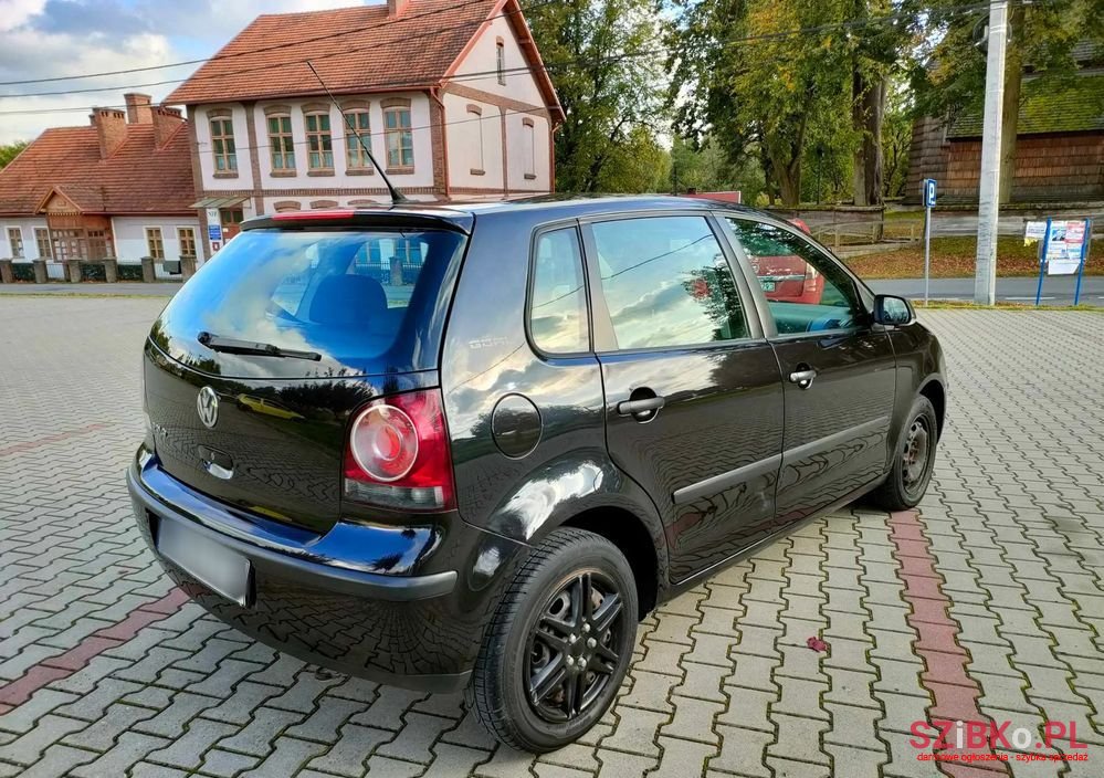 2006' Volkswagen Polo 1.2 Trendline photo #3
