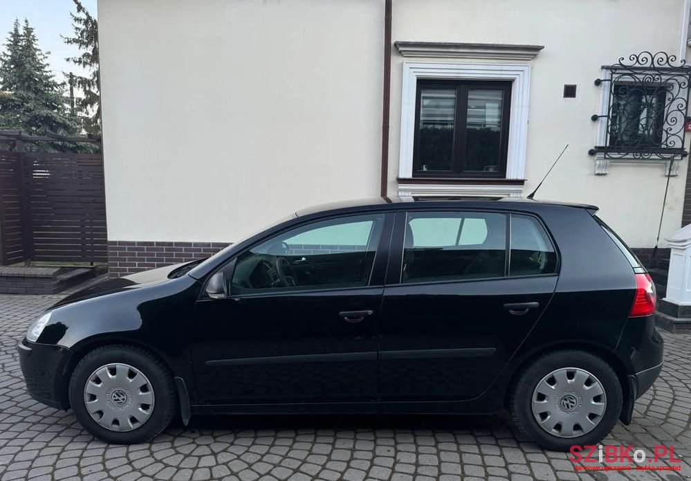 2007' Volkswagen Golf photo #3