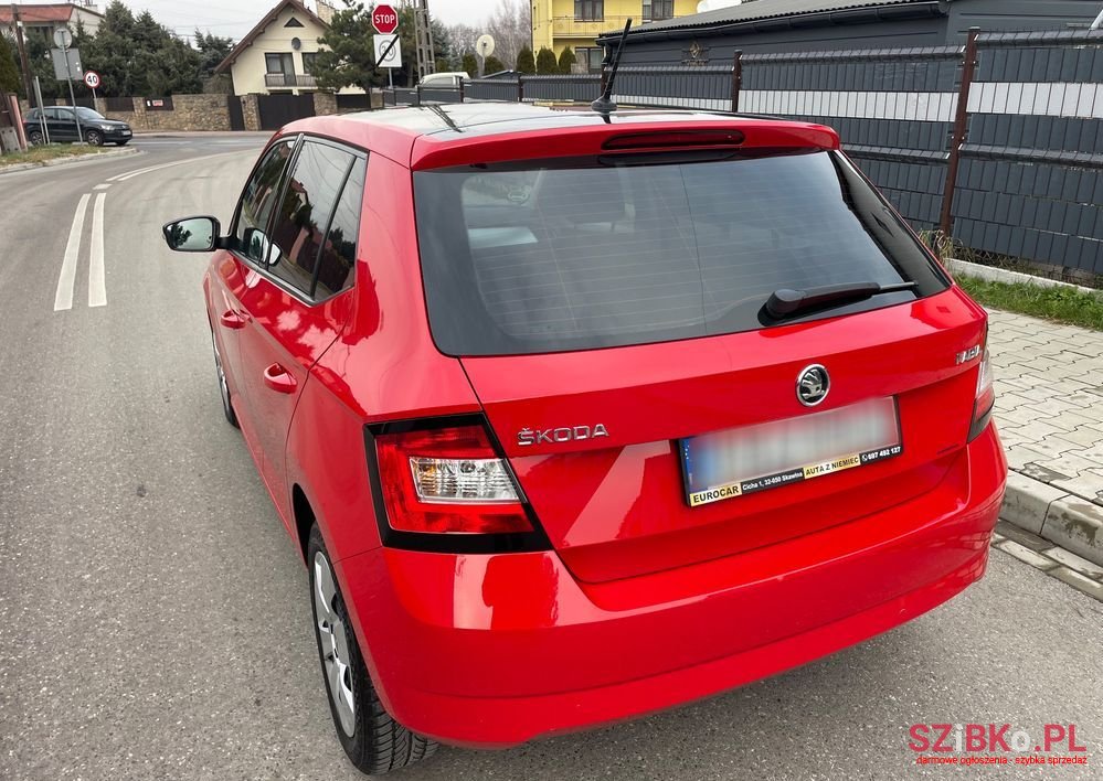 2017' Skoda Fabia 1.2 Tsi Ambition photo #4