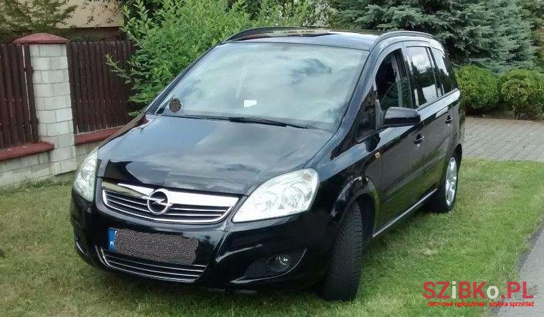 2008' Opel Zafira photo #1