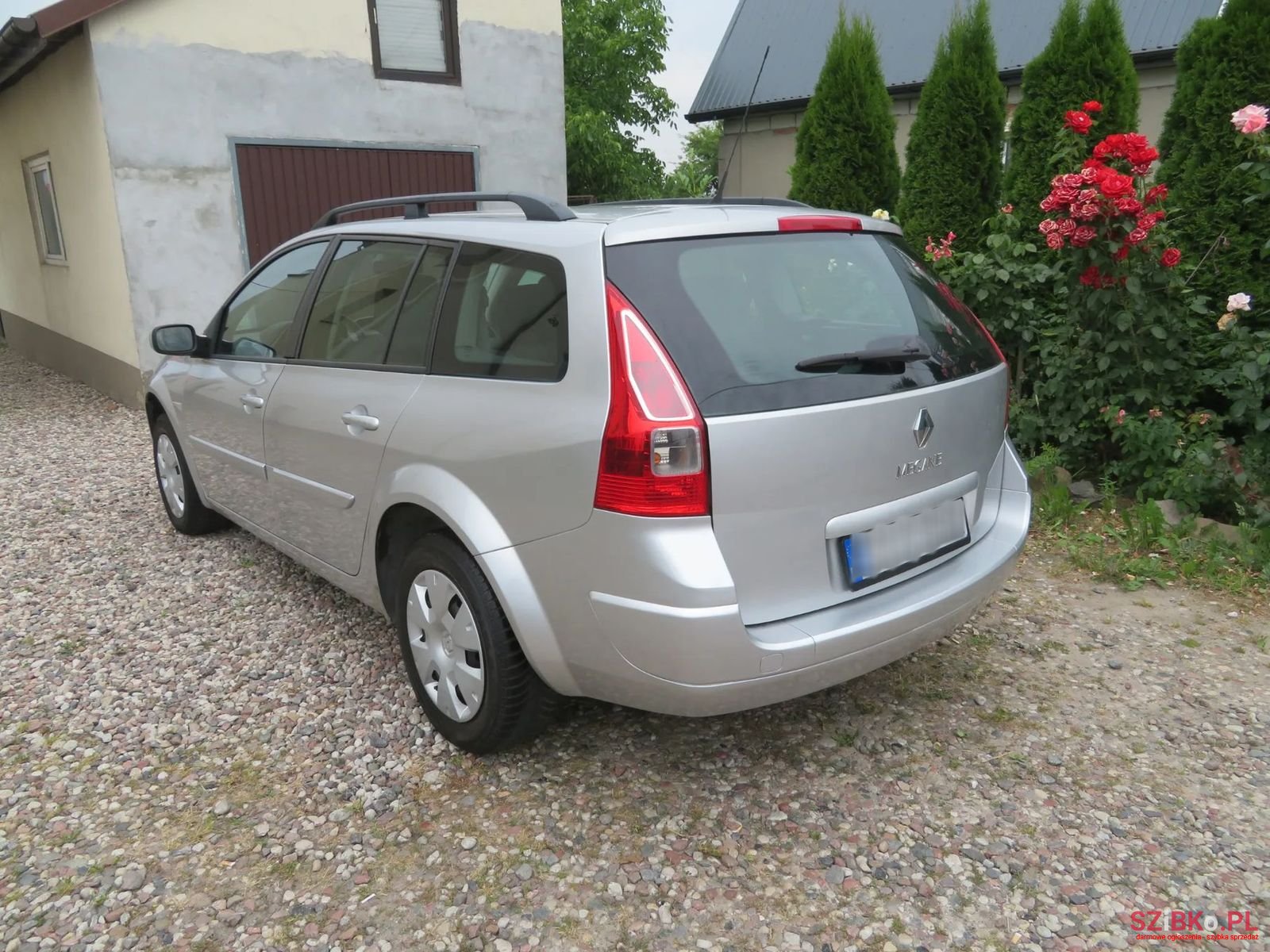 2009' Renault Megane photo #5