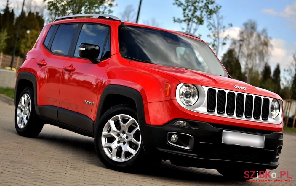 2016' Jeep Renegade photo #2
