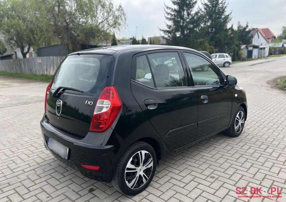 2011' Hyundai i10 photo #3