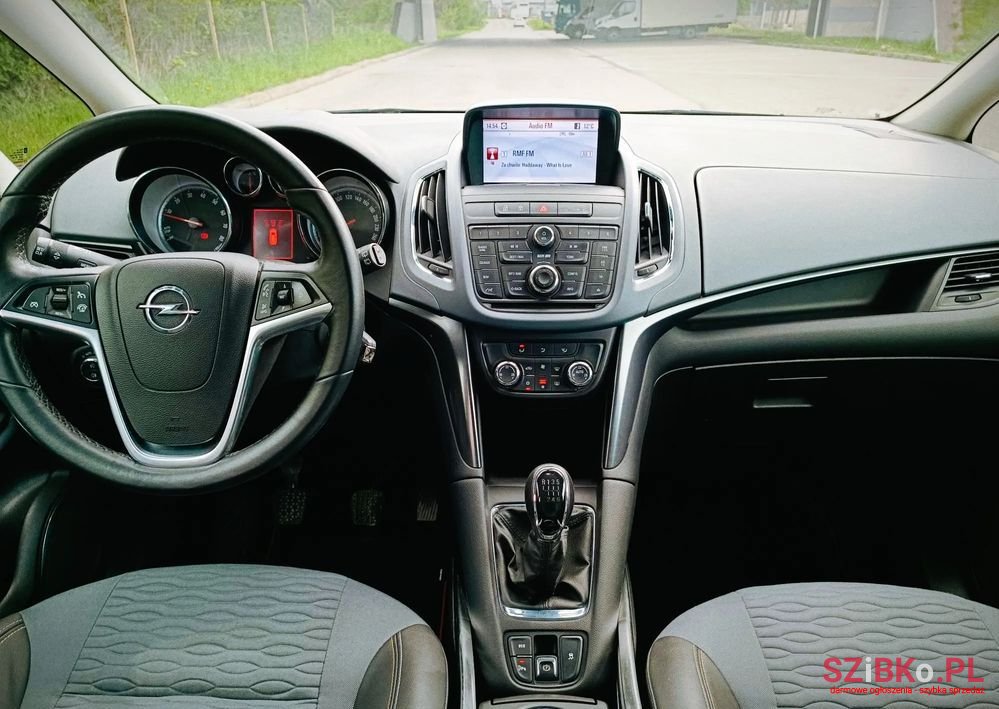 2013' Opel Zafira 1.4 T Cosmo photo #5