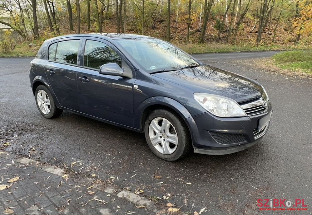 2009' Opel Astra 1.4 Edition photo #1