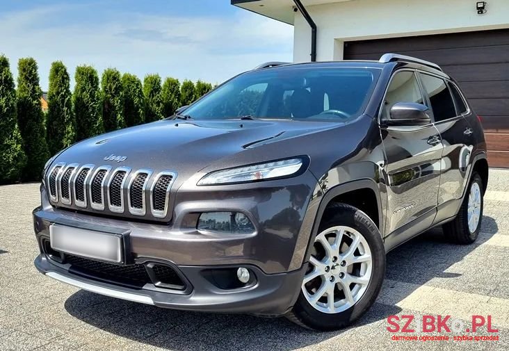 2015' Jeep Cherokee photo #3