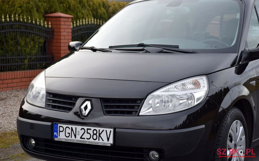 2005' Renault Scenic photo #1