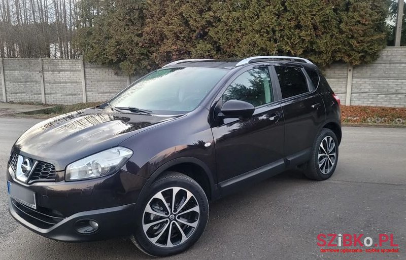 2013' Nissan Qashqai 2.0 4 X 4 Tekna photo #4