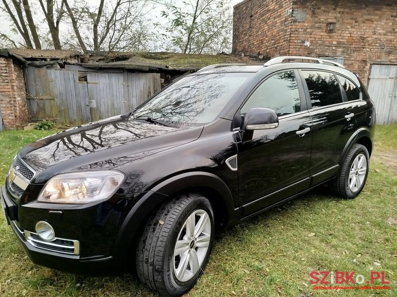 2008' Chevrolet Captiva 2.0 D Lt High photo #2