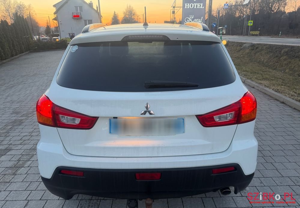 2010' Mitsubishi ASX photo #5