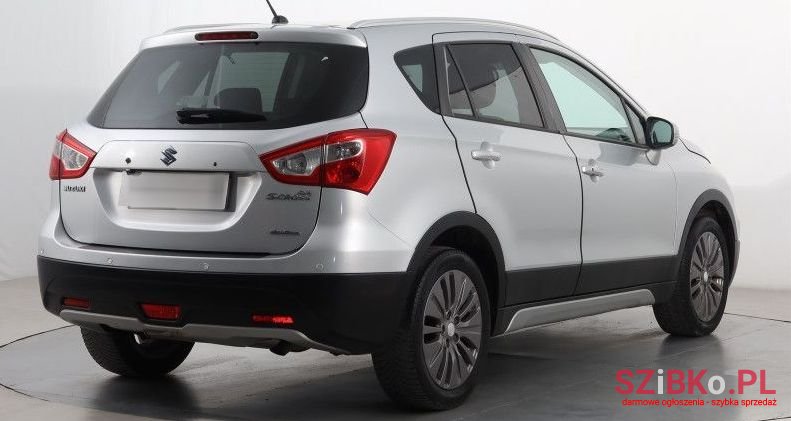 2014' Suzuki SX4 S-Cross photo #4