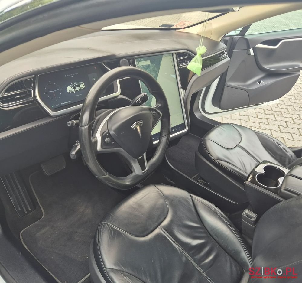 2013' Tesla Model S 60 photo #5
