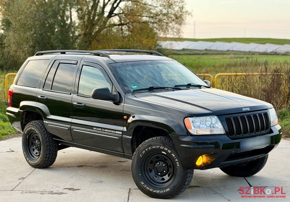 2004' Jeep Grand Cherokee photo #2