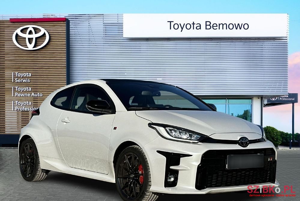 2020' Toyota Yaris Gr 1.6 Dynamic photo #2