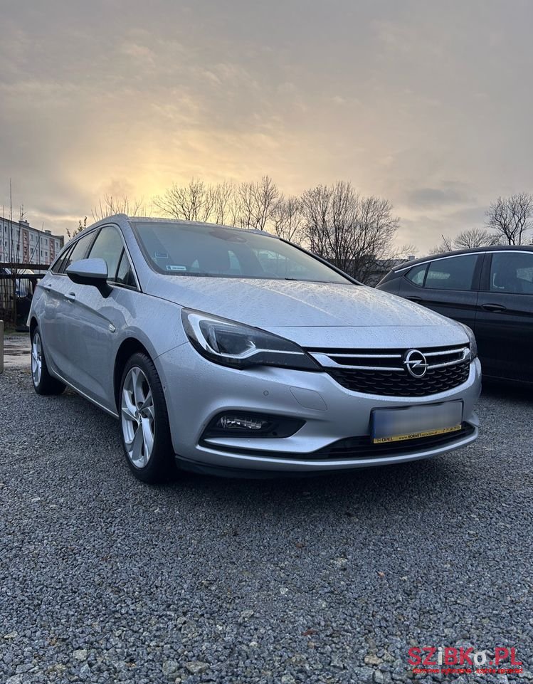 2016' Opel Astra V 1.4 T Dynamic photo #1