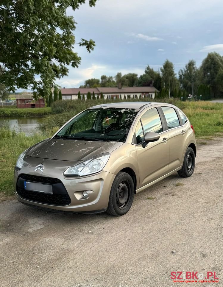 2010' Citroen C3 photo #1