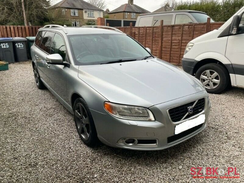 2008' Volvo V70 photo #2