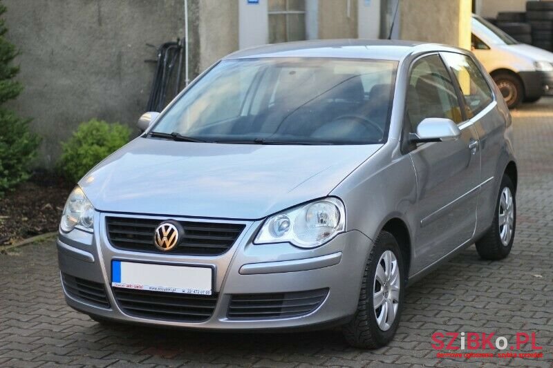2007' Volkswagen Polo photo #3