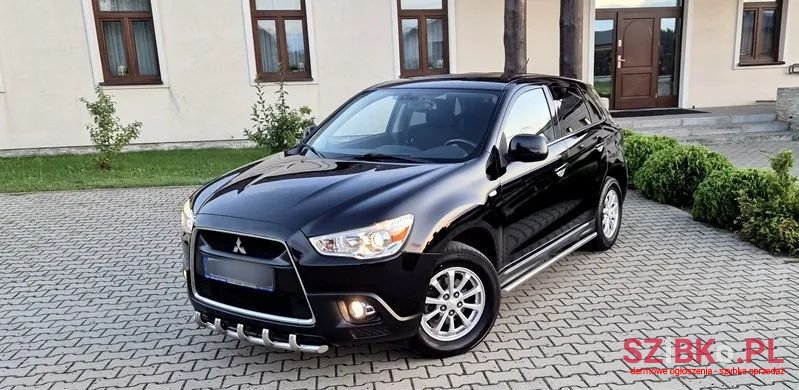 2011' Mitsubishi ASX photo #1