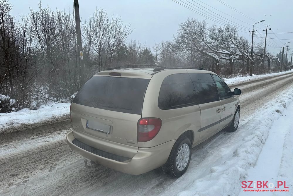 2001' Chrysler Grand Voyager 2.5L Crd Lx photo #5