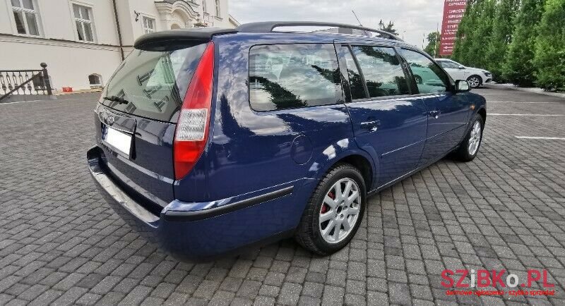 2001' Ford Mondeo photo #2