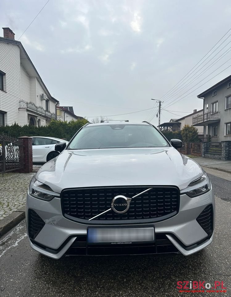 2023' Volvo Xc 60 B4 B Plus Dark photo #5