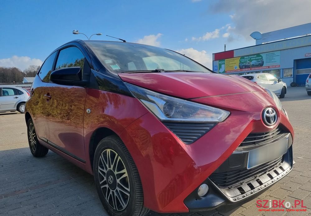 2020' Toyota Aygo photo #3