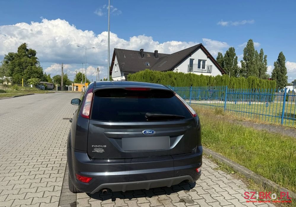 2009' Ford Focus photo #5