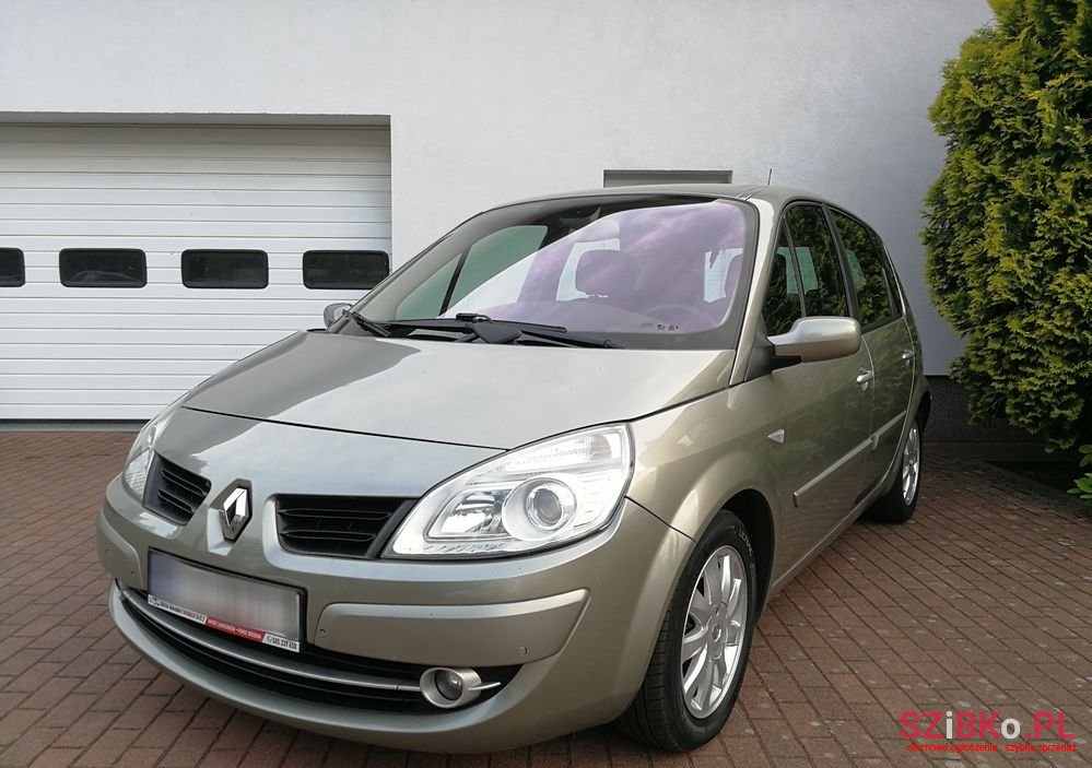 2007' Renault Scenic 1.6 16V Privilege photo #2