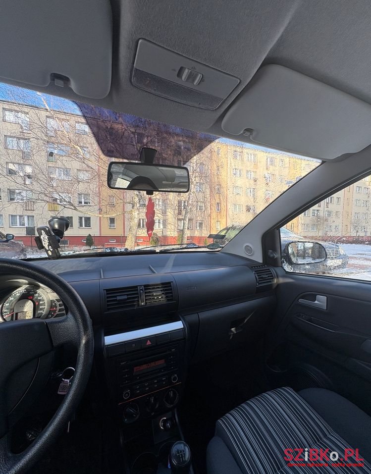 2007' Volkswagen Fox 1.2 photo #4