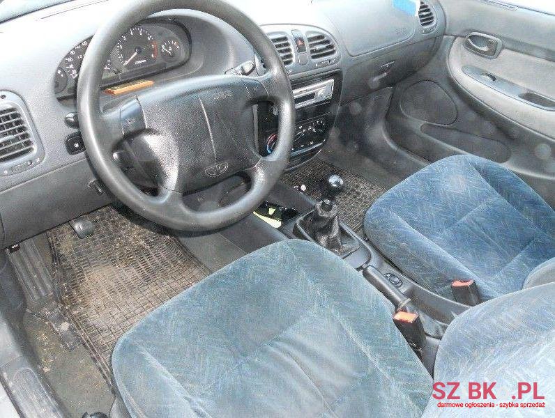1998' Daewoo Nubira photo #4