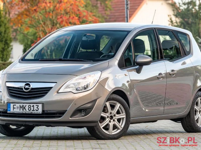 2011' Opel Meriva photo #2